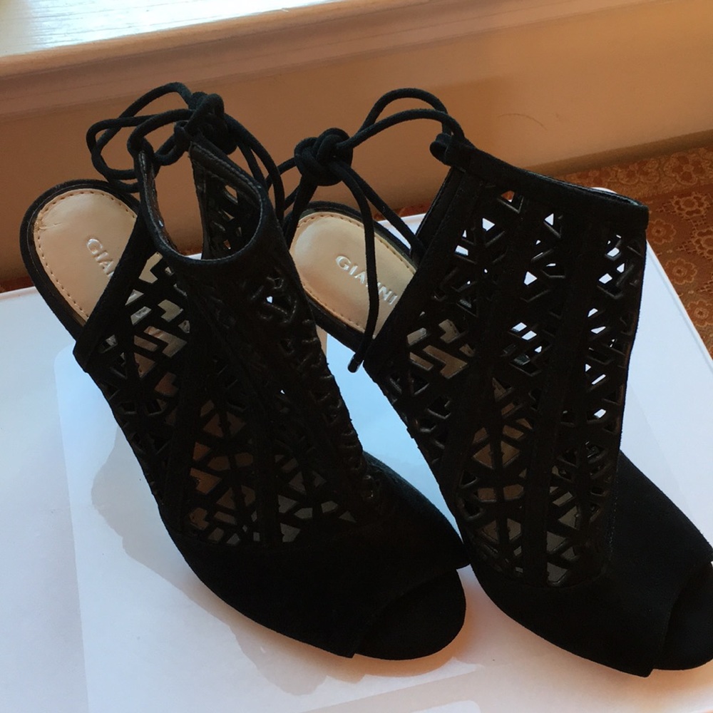 Gianni Bini black suede lace up open toe shoes